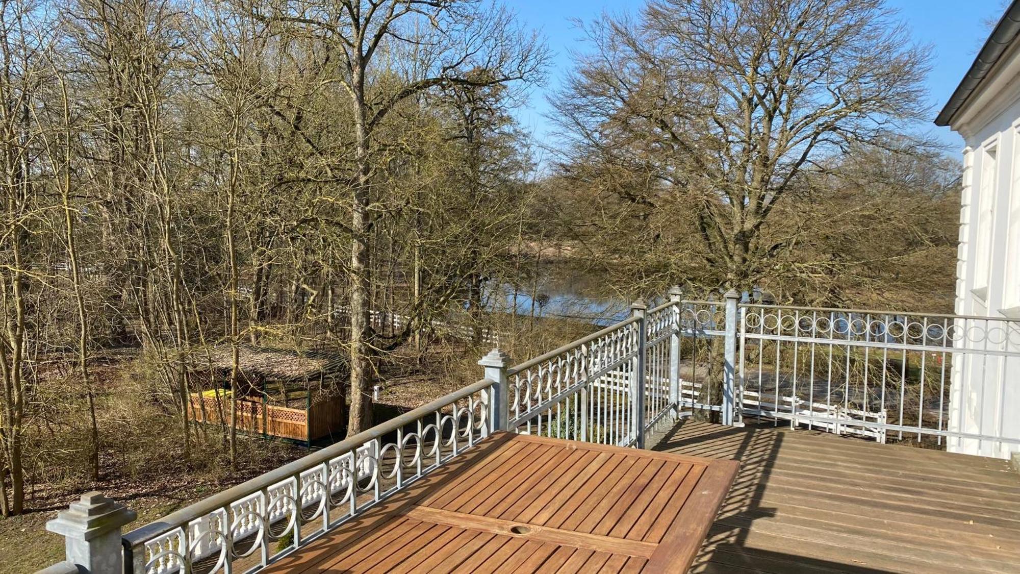 Schloss Badow Zewnętrze zdjęcie